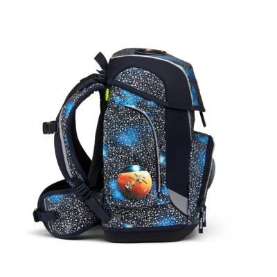 Ergobag Schulranzenset Cubo Specials Bär Anhalter Durch Die Galaxis, 5-tlg. (Modell 2023 Mit Festen Seitentaschen) 7 Ergobag Schulranzenset Cubo Specials Bär Anhalter Durch Die Galaxis, 5-tlg. (Modell 2023 Mit Festen Seitentaschen) – Bild 5
